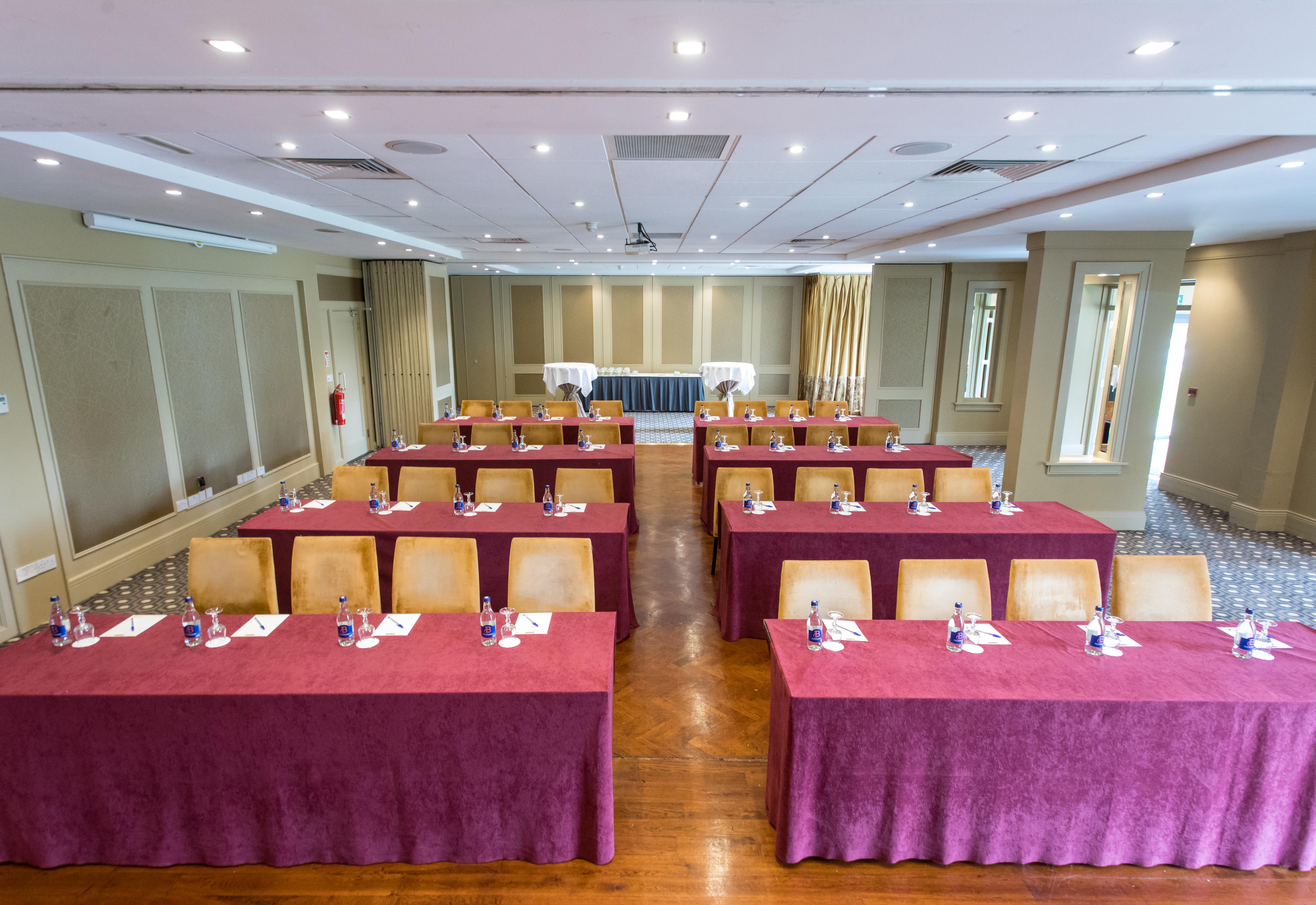 Shamrock Lodge Hotel Athlone Bagian luar foto