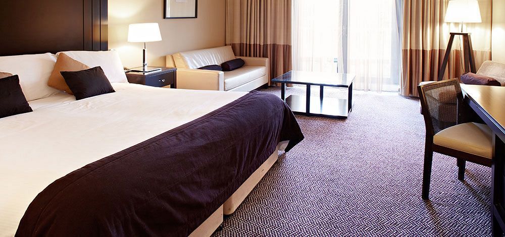 Shamrock Lodge Hotel Athlone Bagian luar foto